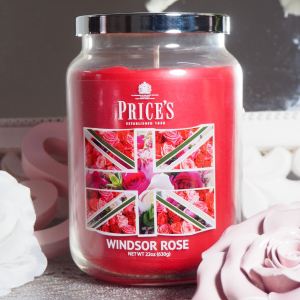 PÅ SALG! British Large Jar Windsor Rose scented candled 630g – Price’s Candles